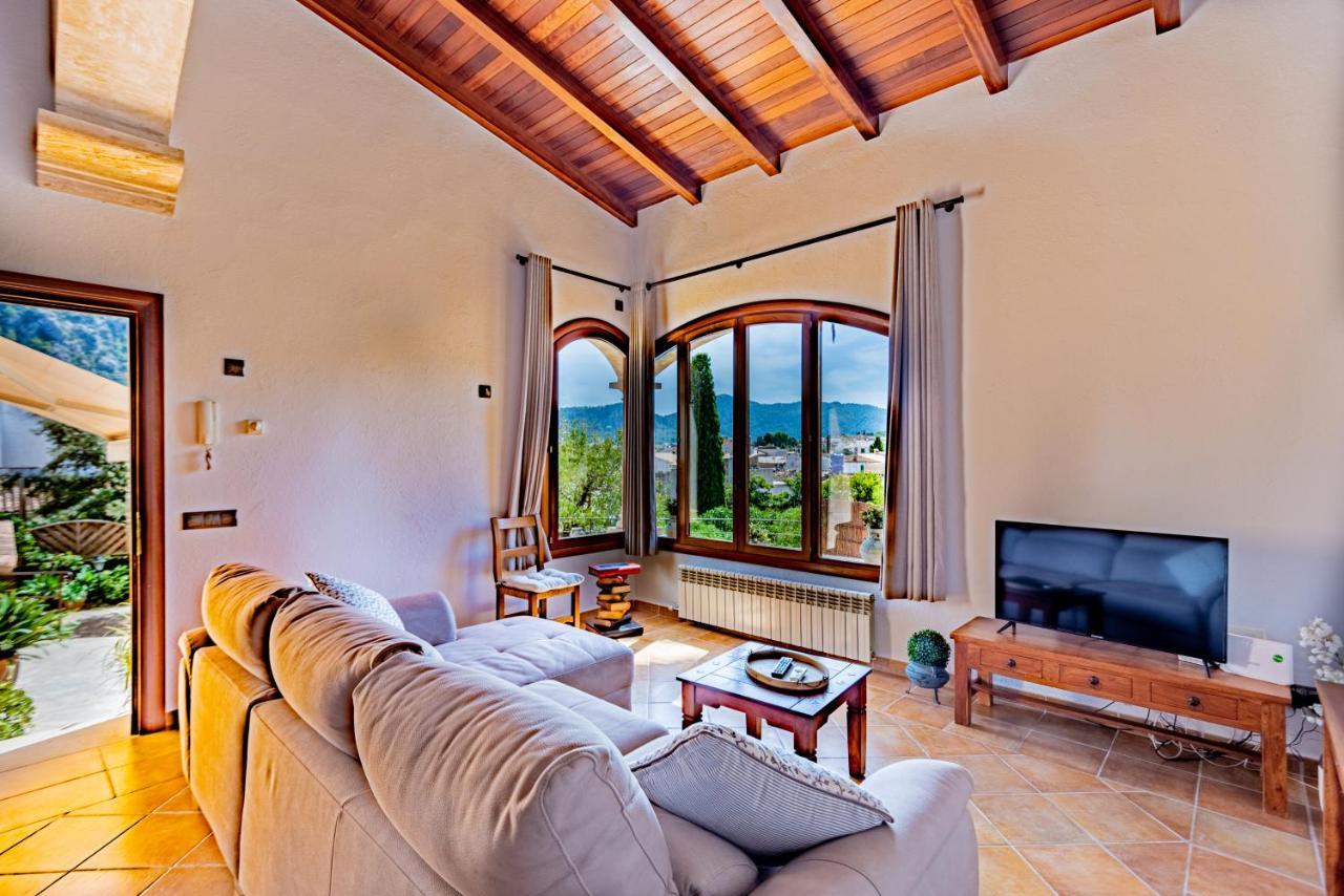 Villa In Center Of Pollensa With Pool And Jacuzzi Eksteriør billede