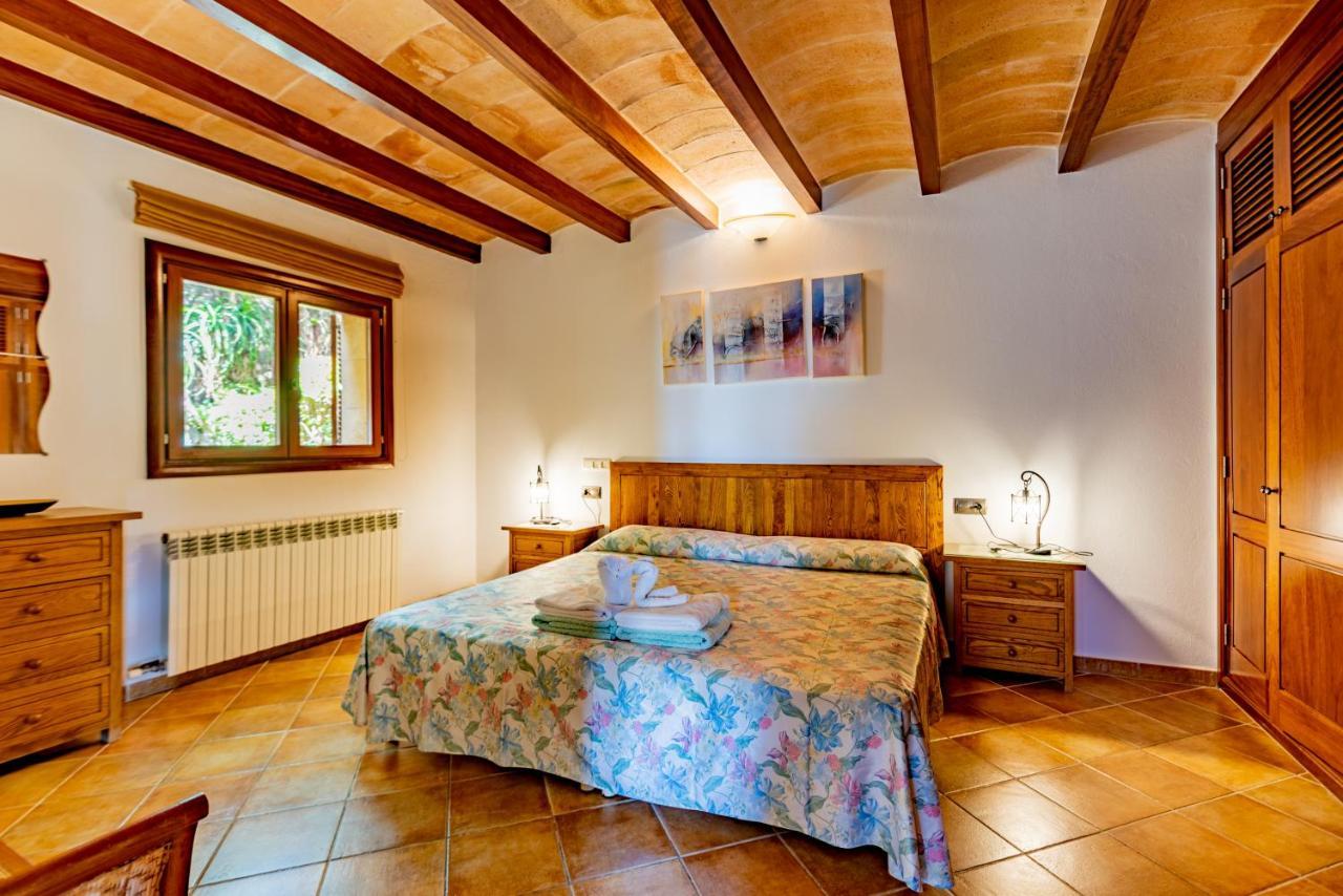 Villa In Center Of Pollensa With Pool And Jacuzzi Eksteriør billede